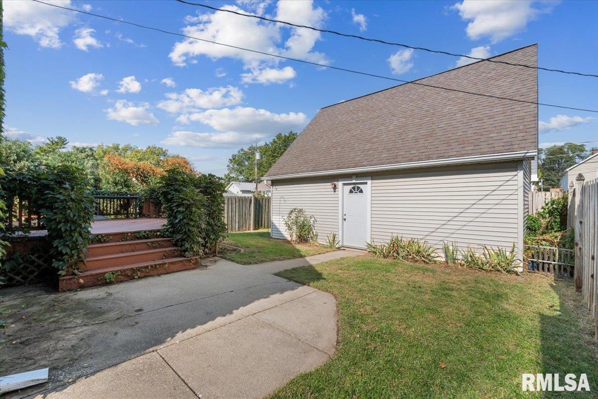 2421 15th Avenue Moline, IL 61265 - Photo 41 of 42
