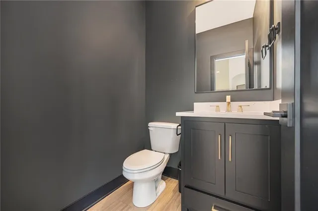 $649,900 | 3207 Southwest Enoch Street, Lee's Summit, MO 64082