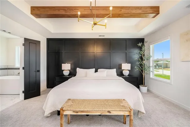 $649,900 | 3207 Southwest Enoch Street, Lee's Summit, MO 64082