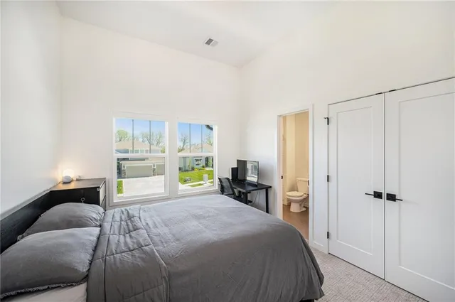 $649,900 | 3207 Southwest Enoch Street, Lee's Summit, MO 64082