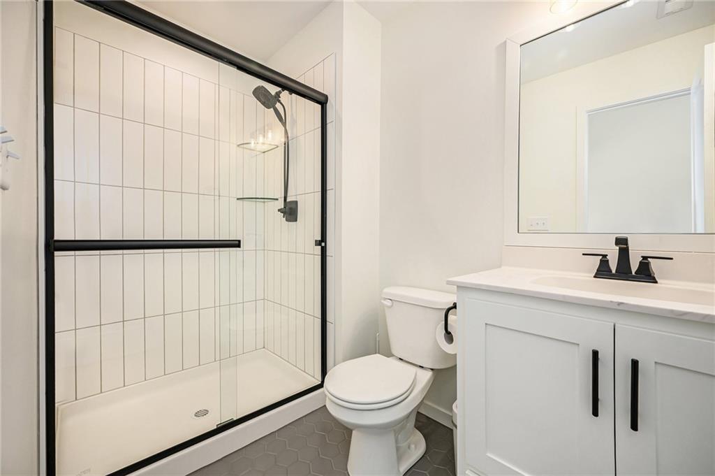 3207 Southwest Enoch Street Lee's Summit, MO 64082 - Photo 29 of 40