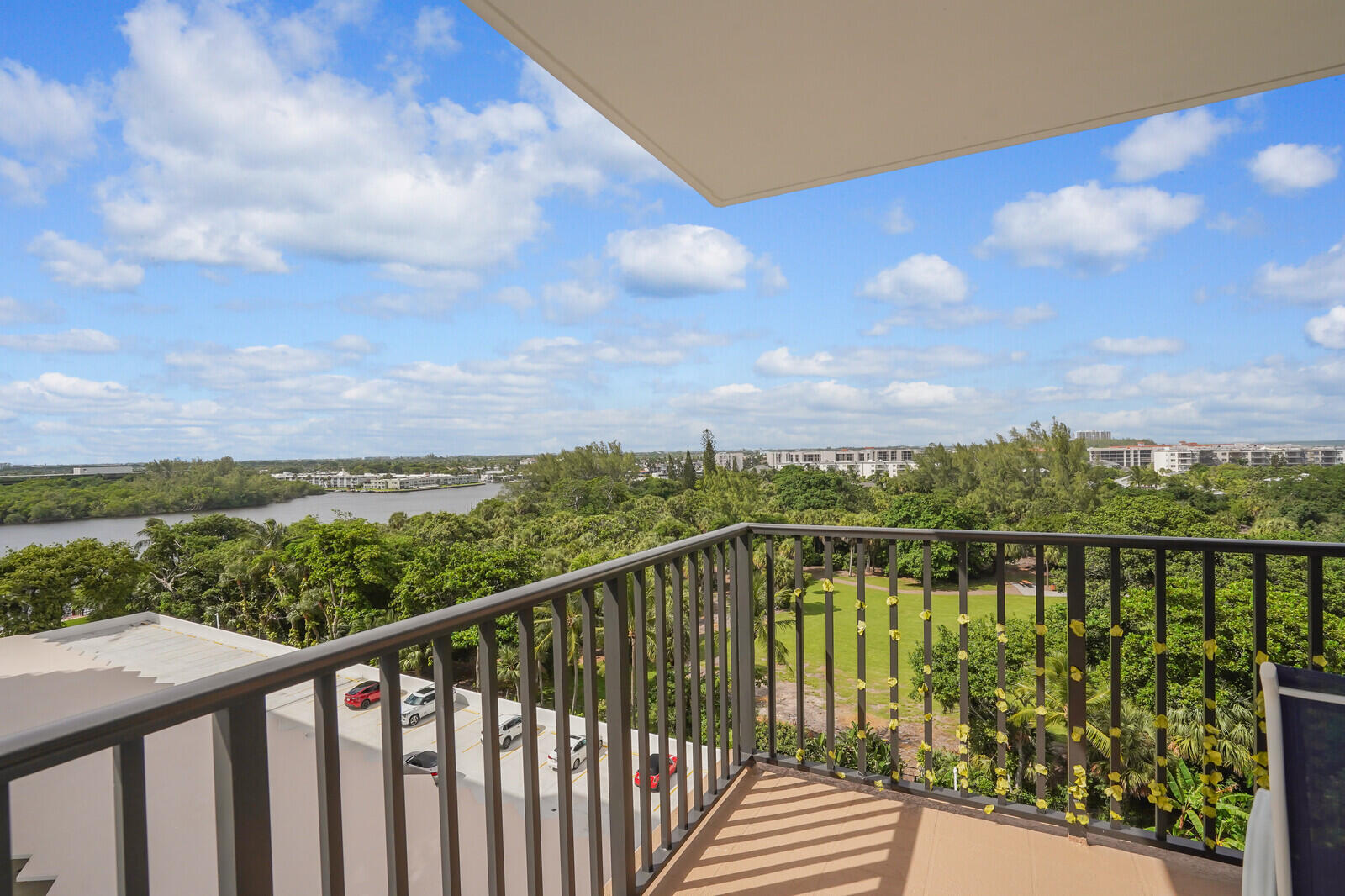 2121 North Ocean Boulevard, Unit 902E Boca Raton, FL 33431 - Photo 37 of 46 Corner