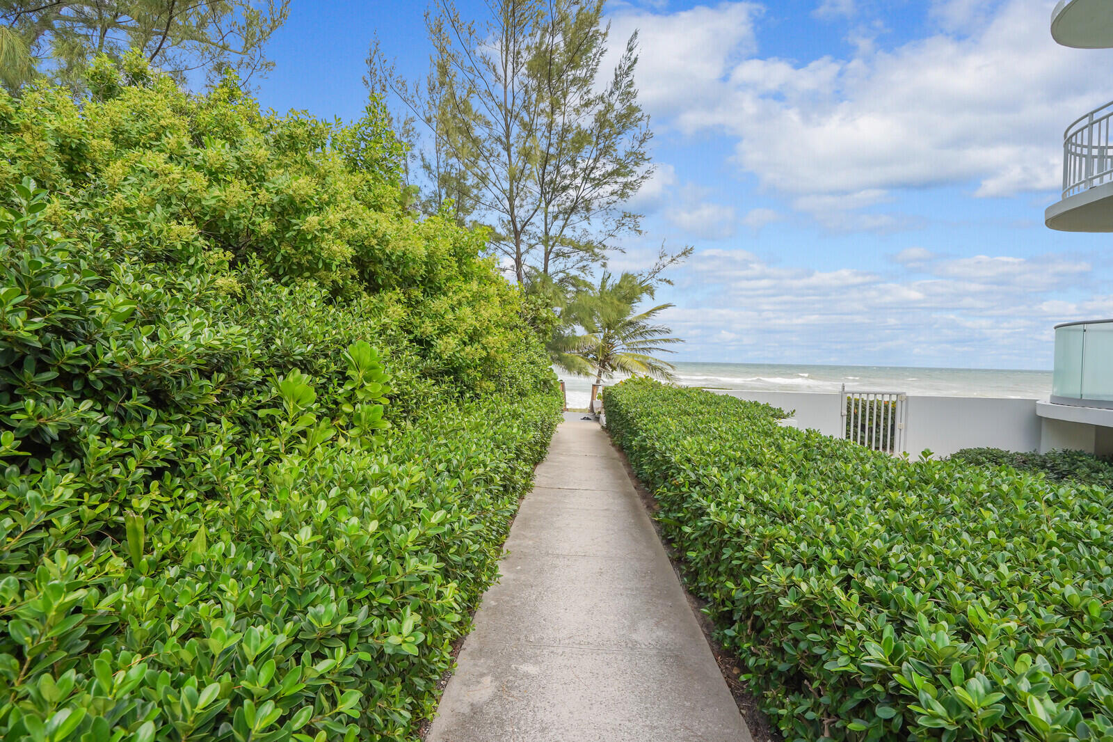 2121 North Ocean Boulevard, Unit 902E Boca Raton, FL 33431 - Photo 39 of 46 Beach