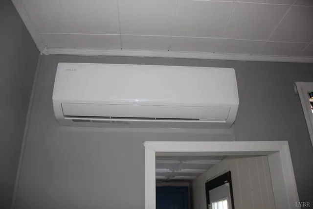 a view of entryway and workspace