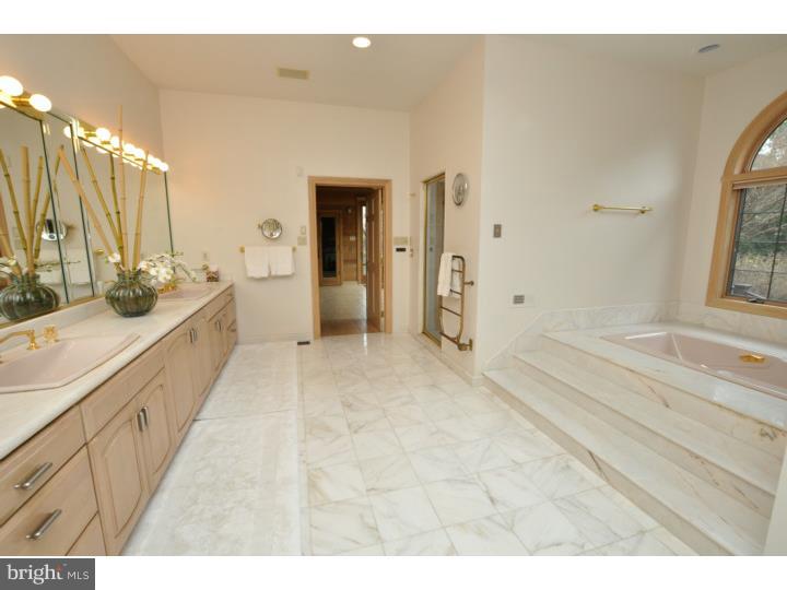 751 Mill Street Moorestown, NJ 08057 - Photo 15 of 25 Master Bathroom