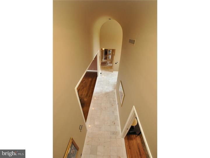751 Mill Street Moorestown, NJ 08057 - Photo 19 of 25 Hallway