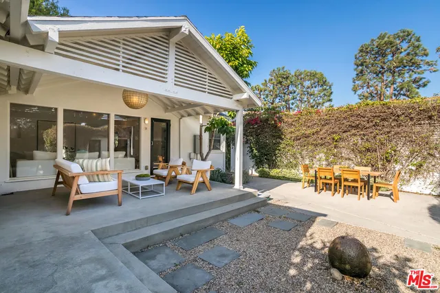 $2,100,000 | 1016 Indiana Court, Venice, CA 90291