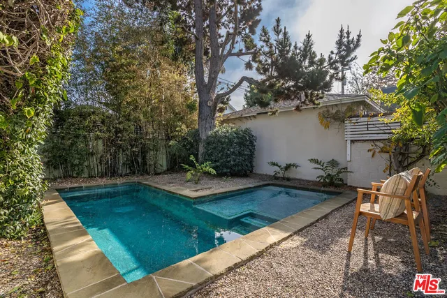 $2,100,000 | 1016 Indiana Court, Venice, CA 90291