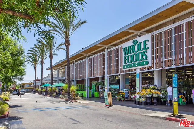 $2,100,000 | 1016 Indiana Court, Venice, CA 90291