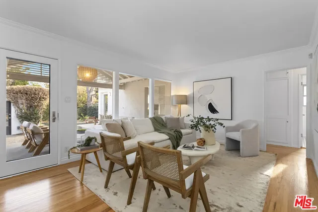 $2,100,000 | 1016 Indiana Court, Venice, CA 90291