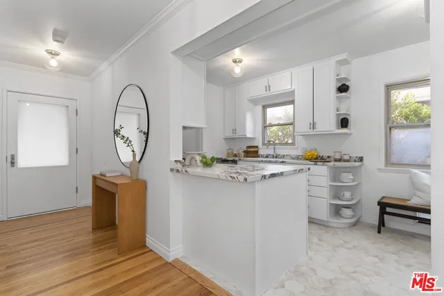 $2,100,000 | 1016 Indiana Court, Venice, CA 90291