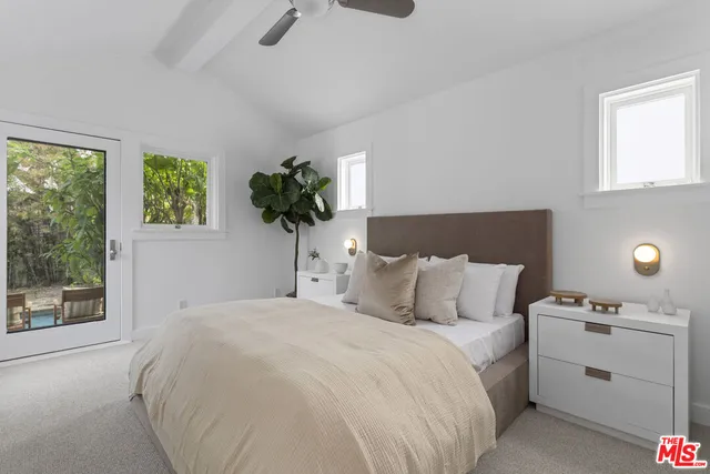 $2,100,000 | 1016 Indiana Court, Venice, CA 90291