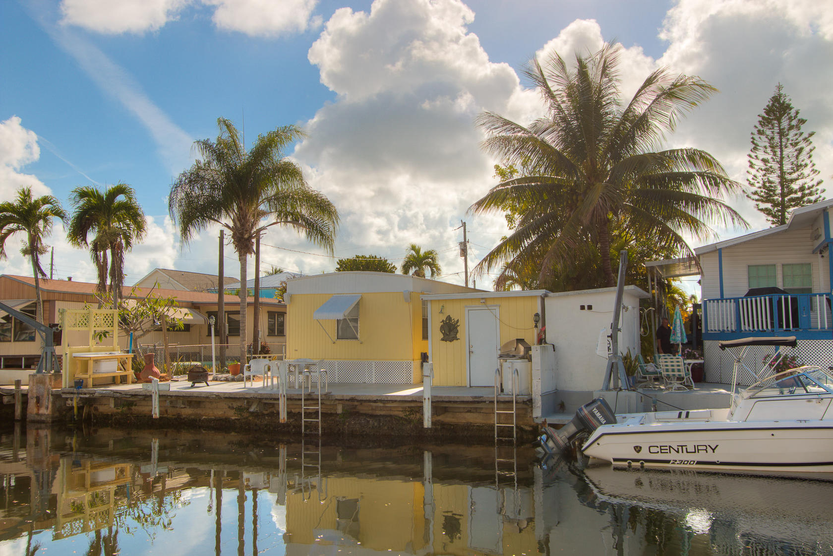11 Pelican Road Key Largo, FL 33037 - Photo 1 of 16 IMG_2549_50_51