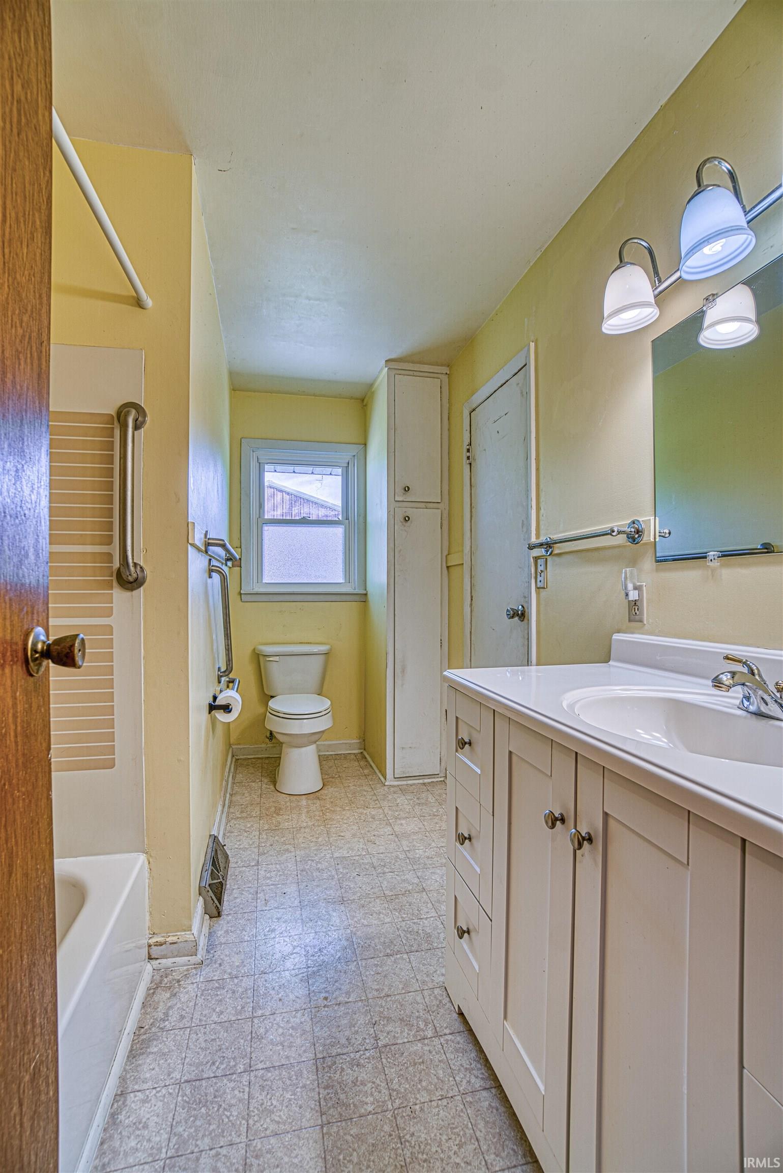 7322 Heim Road Chandler, IN 47610 - Photo 19 of 34 Gallery Image 19