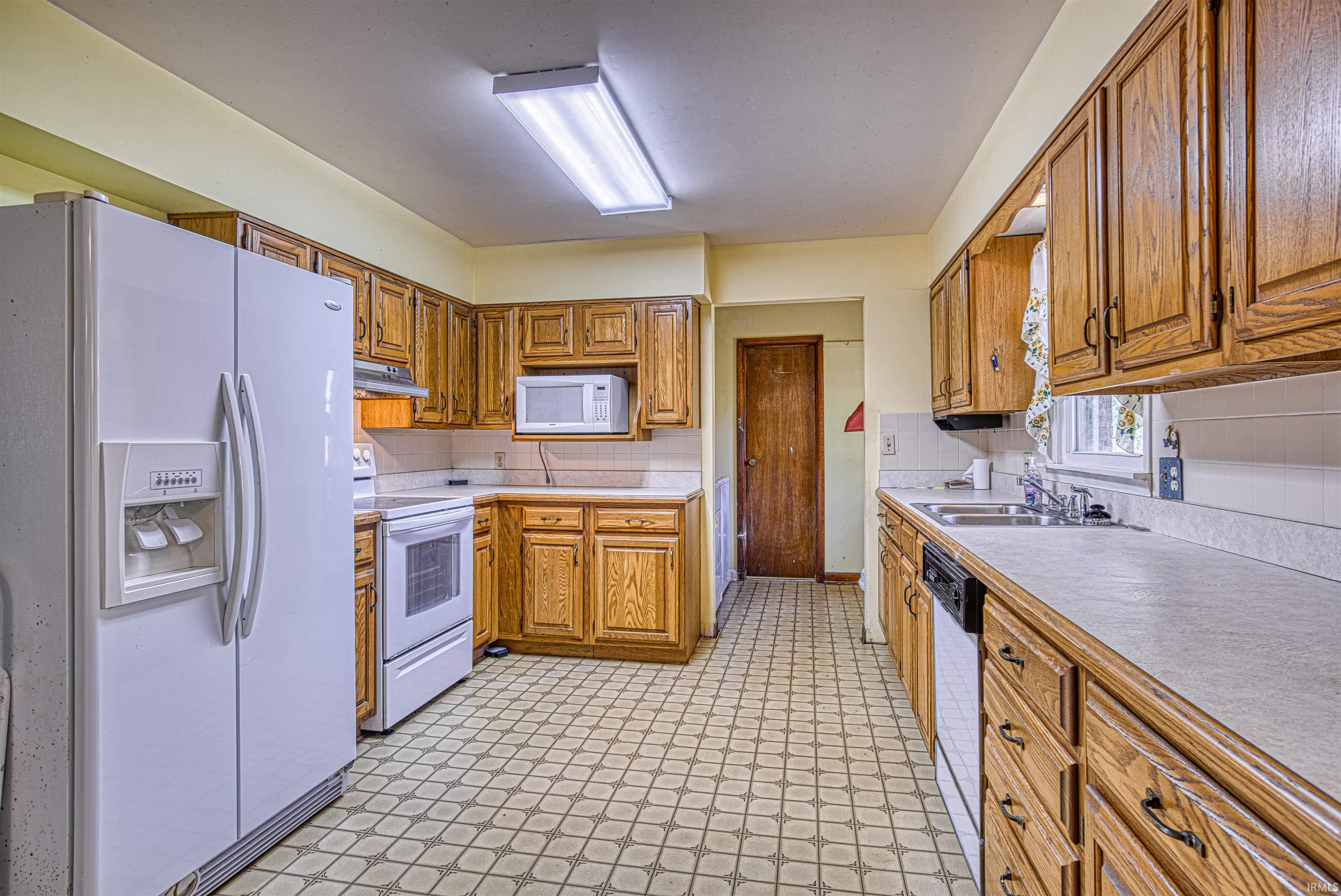 7322 Heim Road Chandler, IN 47610 - Photo 9 of 34 Gallery Image 9
