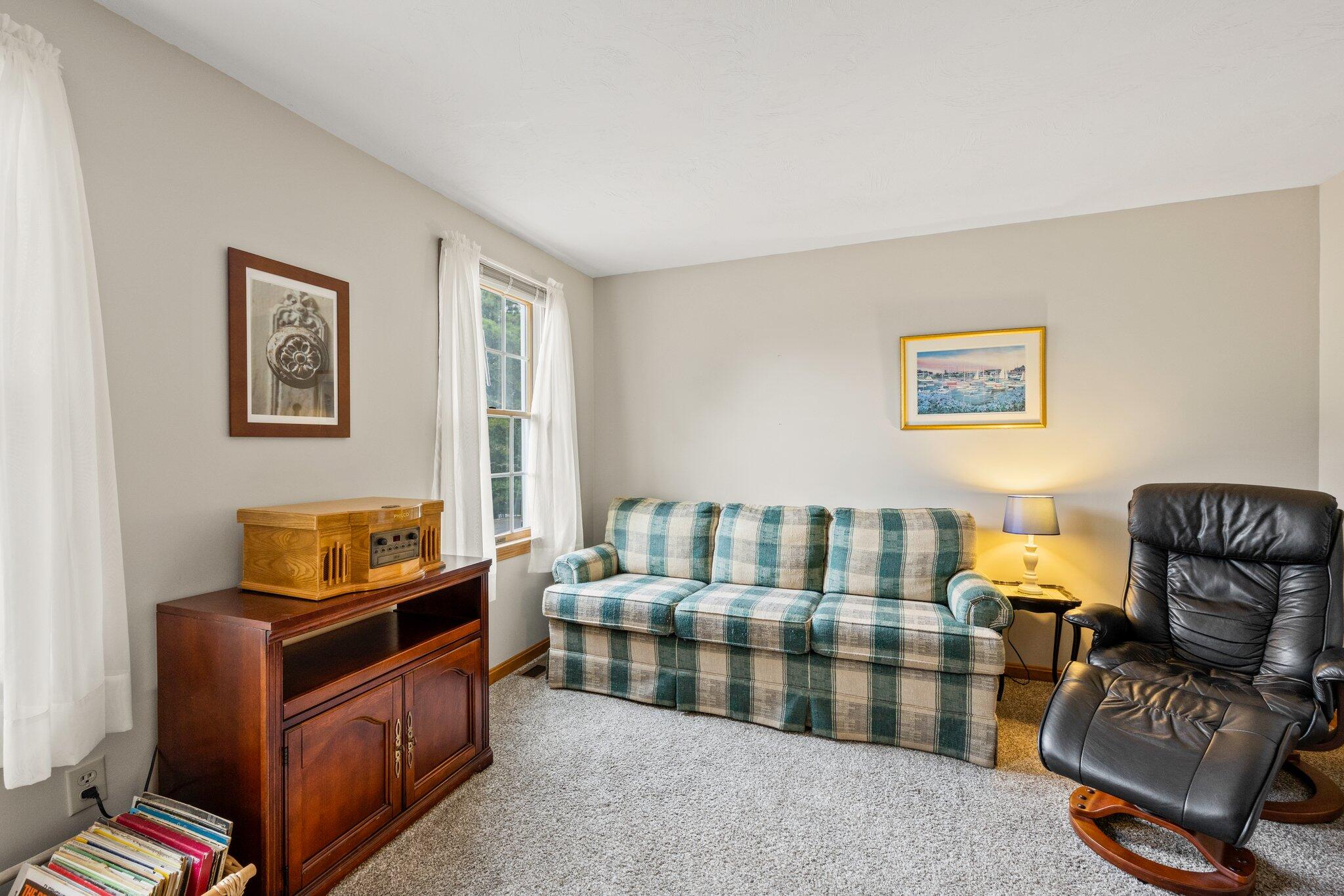 31 Hillside Road Harwich, MA 02645 - Photo 16 of 35