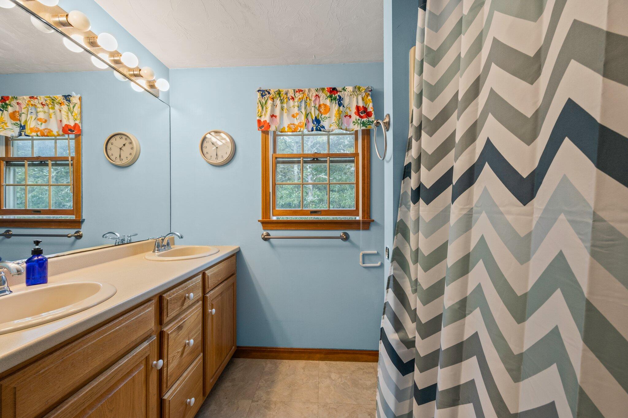 31 Hillside Road Harwich, MA 02645 - Photo 20 of 35 a utility room with dryer and washer