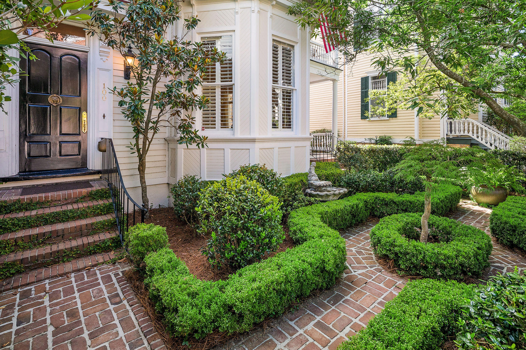 100 Rutledge Avenue Charleston, SC 29401 - Photo 1 of 1 100RutledgeAvenue-KeenEyeMarketing-03