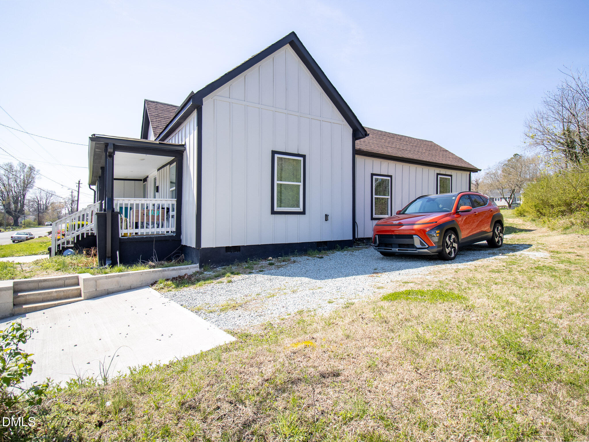 719 South Main Street Roxboro, NC 27573 - Photo 9 of 32 IMG_7584-HDR