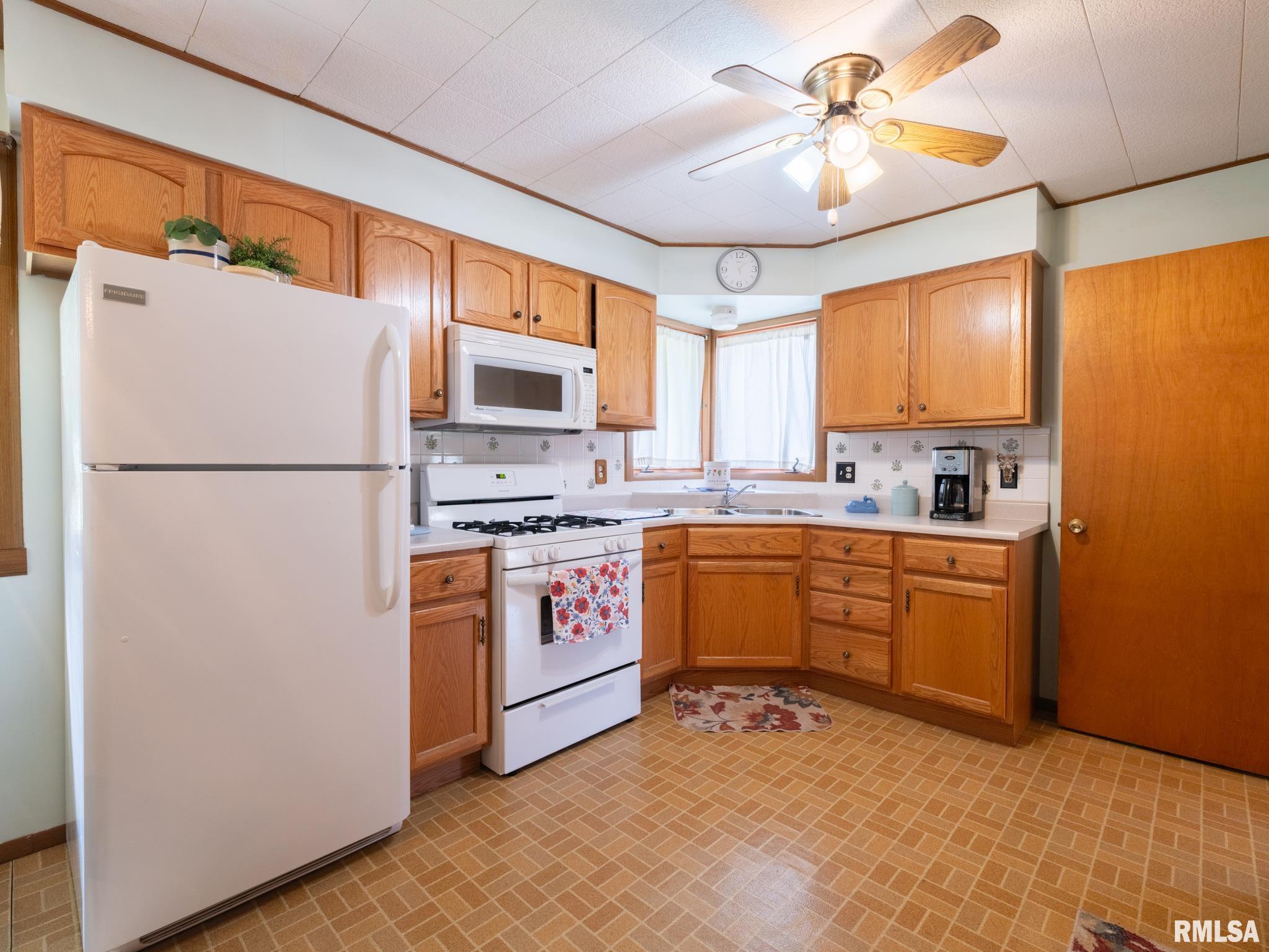 103 Fandel Lane Metamora, IL 61548 - Photo 24 of 62
