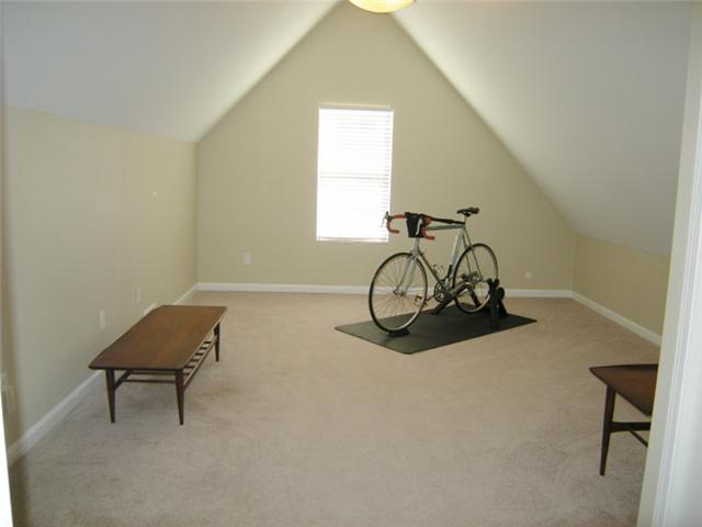 4968 Burnt Knob Road Murfreesboro, TN 37129 - Photo 15 of 19 Big bonus room perfect for family fun.
