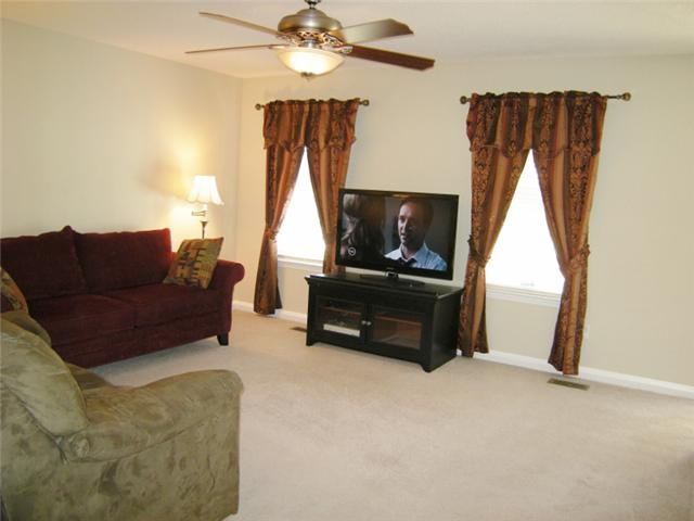 4968 Burnt Knob Road Murfreesboro, TN 37129 - Photo 3 of 19 There is plenty of space with approximately 1810 sq. ft. The great room will accommodate even large pieces of furniture.