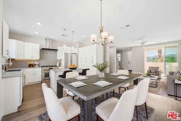 $6,450 | 4393 Paxton Place, Calabasas, CA 91302