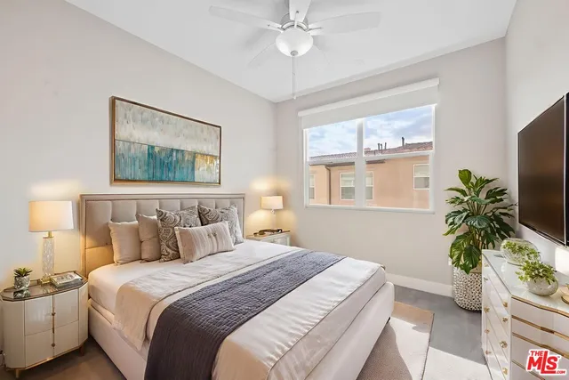 $5,912 | 4393 Paxton Place, Calabasas, CA 91302