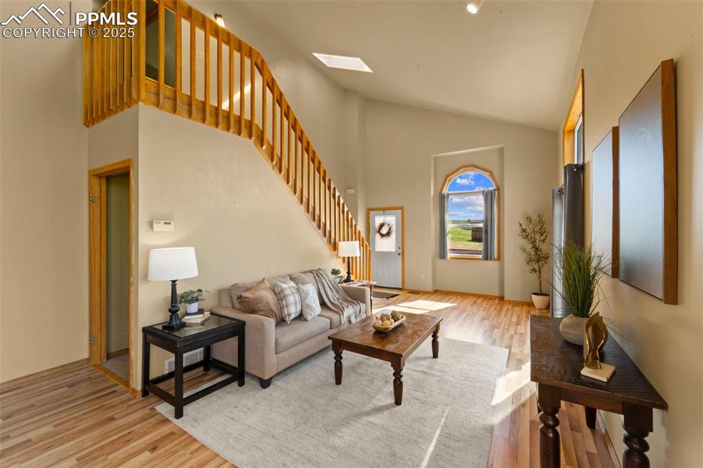 428 Ridge Drive Divide, CO 80814 - Photo 11 of 49 a living room with furniture and a window