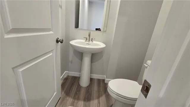 $2,000 | 988 Gearus Place, Henderson, NV 89011