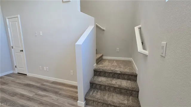 $2,000 | 988 Gearus Place, Henderson, NV 89011