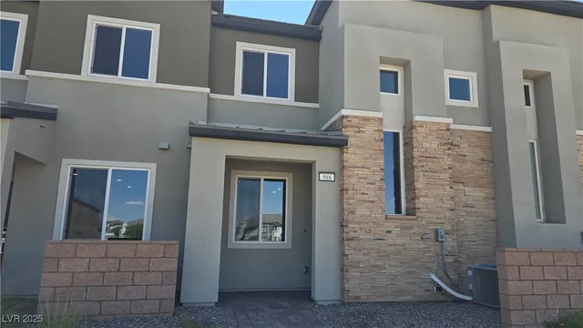 $2,000 | 988 Gearus Place, Henderson, NV 89011