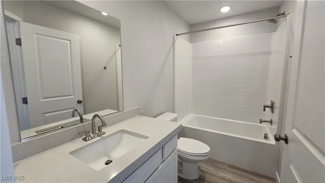 $2,000 | 988 Gearus Place, Henderson, NV 89011