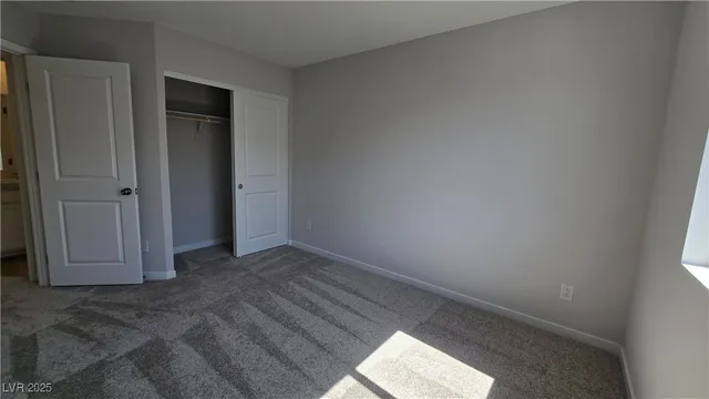 $2,000 | 988 Gearus Place, Henderson, NV 89011