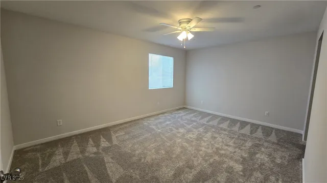$2,000 | 988 Gearus Place, Henderson, NV 89011