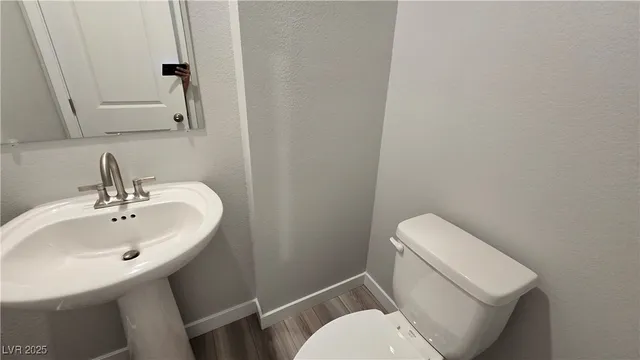 $2,000 | 988 Gearus Place, Henderson, NV 89011