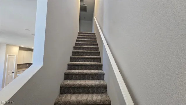 $2,000 | 988 Gearus Place, Henderson, NV 89011