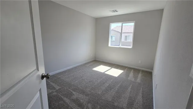 $2,000 | 988 Gearus Place, Henderson, NV 89011