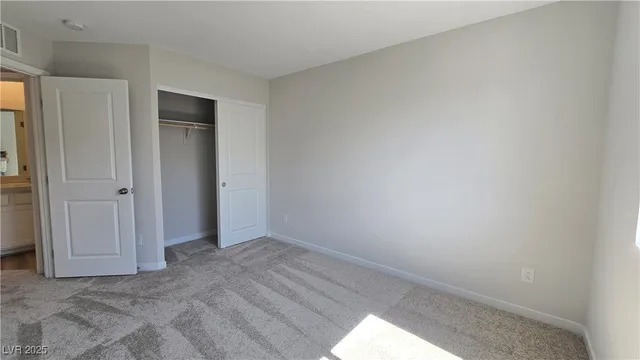 $2,000 | 988 Gearus Place, Henderson, NV 89011