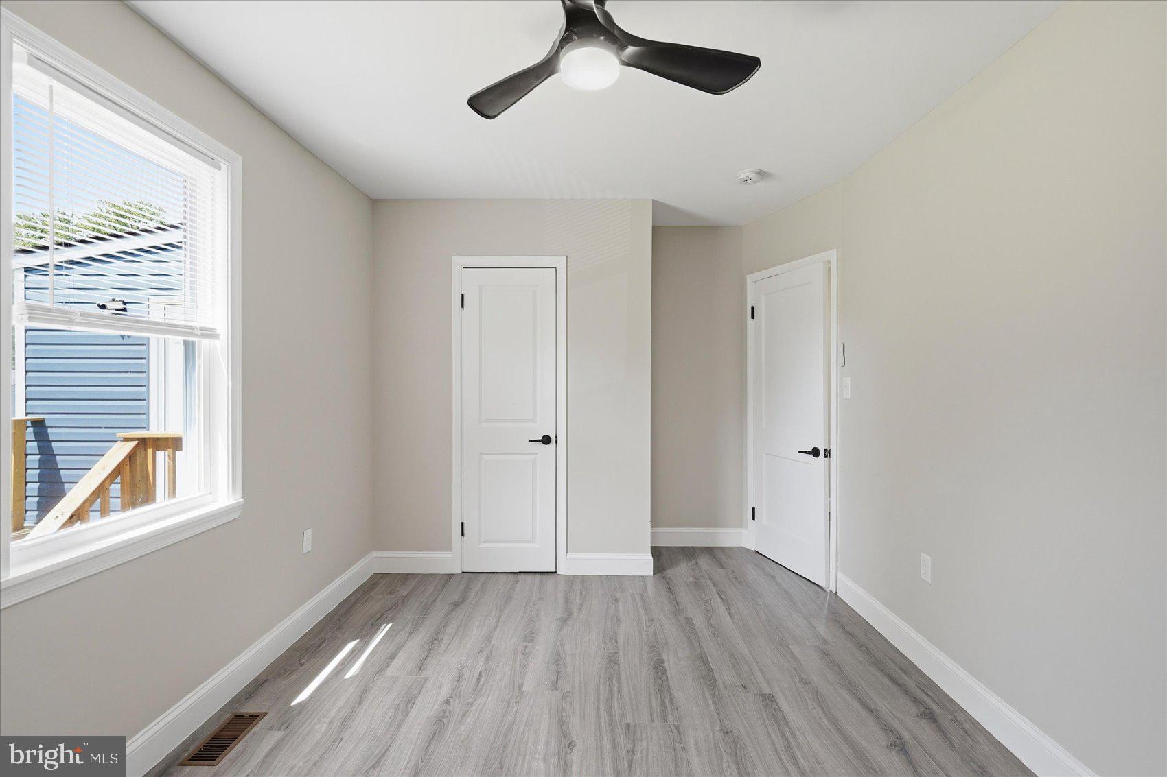 825 Martin Road Essex, MD 21221 - Photo 16 of 37