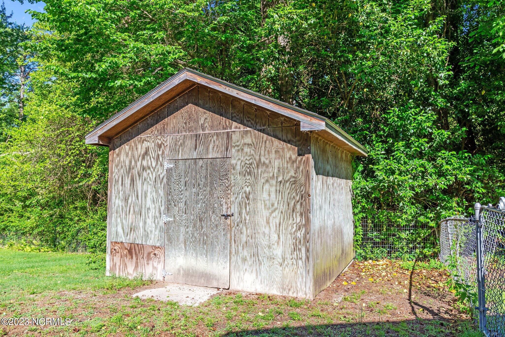 811 River Road Washington, NC 27889 - Photo 32 of 32 47-web-or-mls-DSC_9354