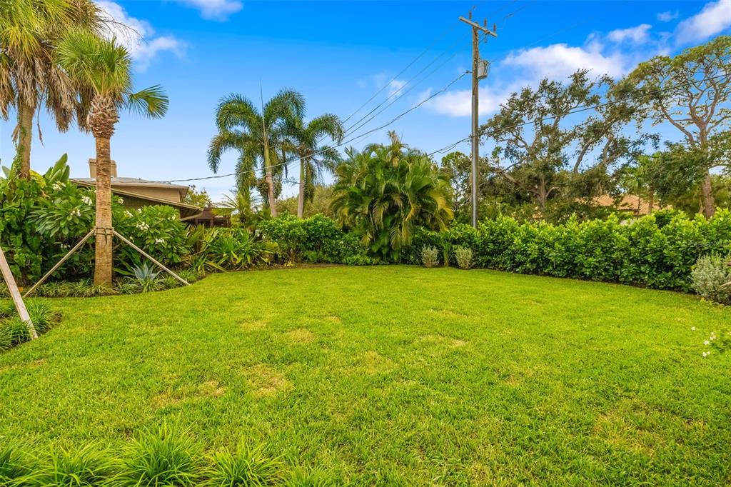 1705 Field Road Sarasota, FL 34231 - Photo 67 of 81 Gallery Image 67