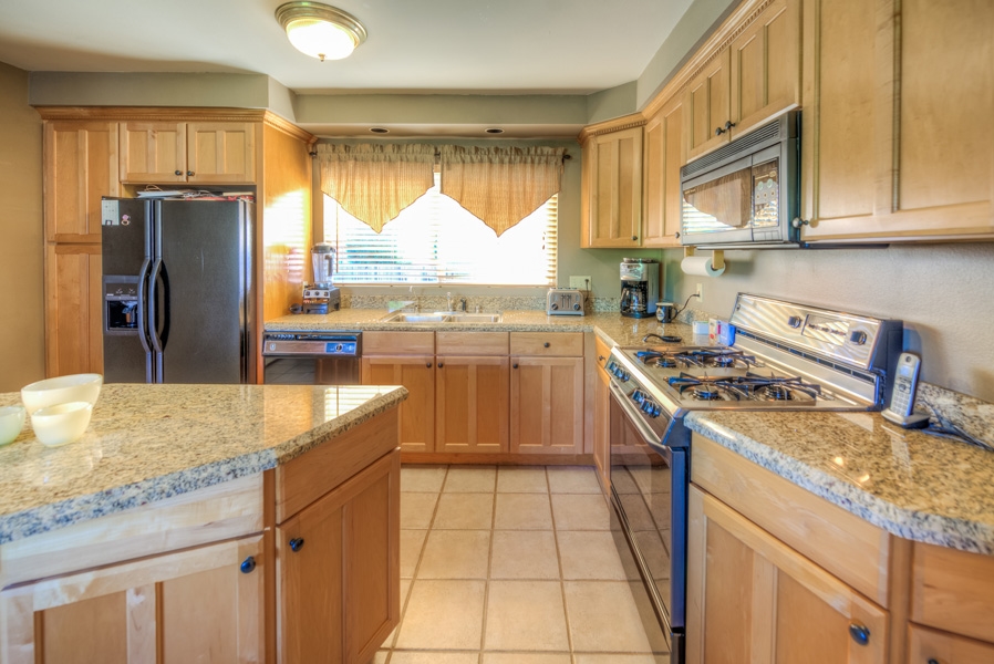 5452 Redding Road San Diego, CA 92115 - Photo 13 of 25 Gallery Image 13