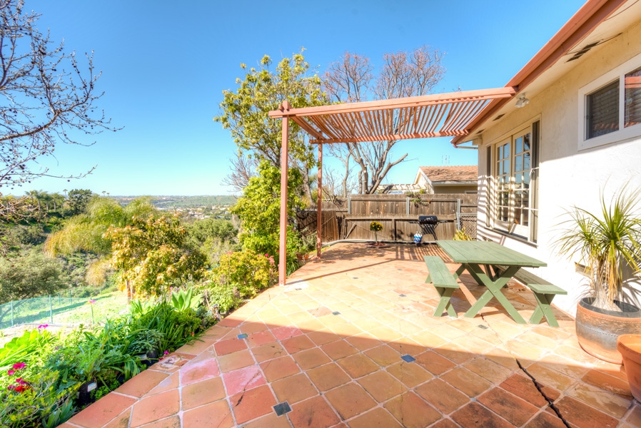 5452 Redding Road San Diego, CA 92115 - Photo 22 of 25 Gallery Image 22