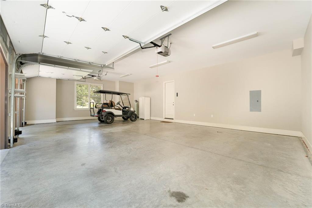 5807 Henson Farm Road Summerfield, NC 27358 - Photo 6 of 40 Gallery Image 6