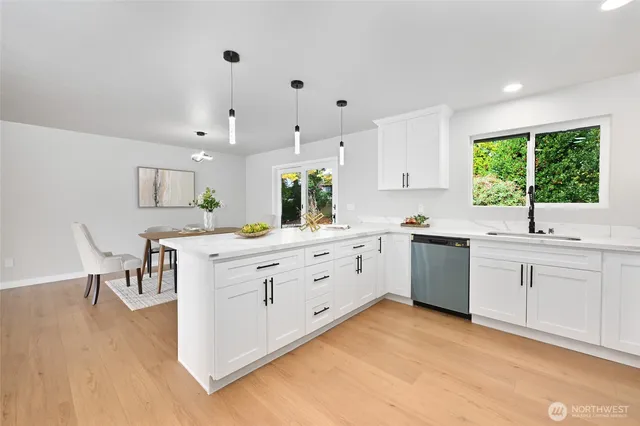 $1,375,000 | 324 Northwest 195th Street, Shoreline, WA 98177