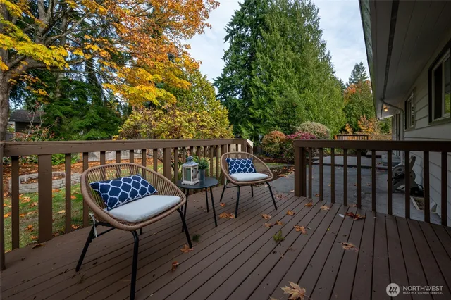 $1,375,000 | 324 Northwest 195th Street, Shoreline, WA 98177