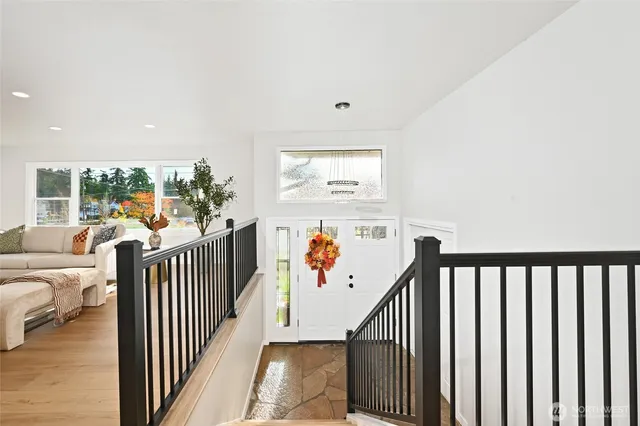 $1,375,000 | 324 Northwest 195th Street, Shoreline, WA 98177