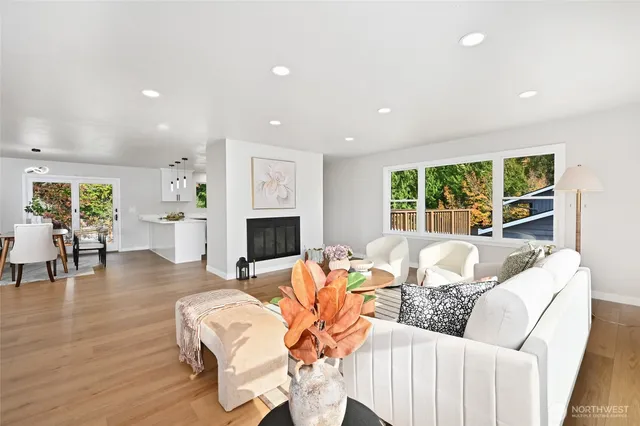 $1,375,000 | 324 Northwest 195th Street, Shoreline, WA 98177