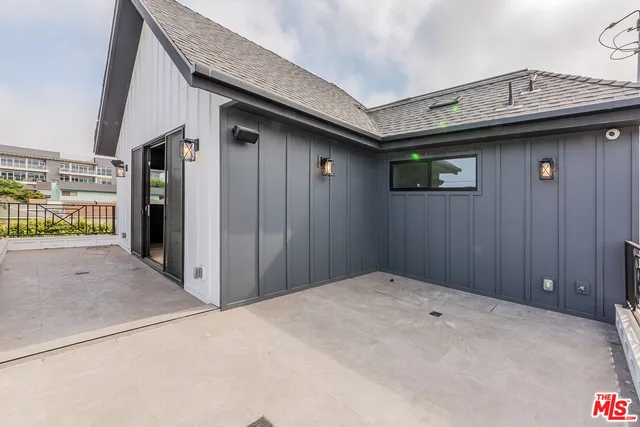 $4,500,000 | 3932 Glencoe Avenue, Venice, CA 90291